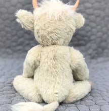 Load image into Gallery viewer, Outfany™ Highland Cow Plush Toy